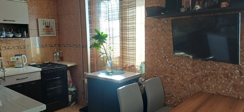 Продам 3к квартиру, Тополь-1