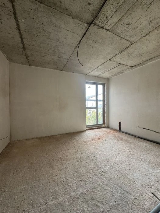 Продаж 2-кімнатної (85 м²) квартири в центрі Львова з балкон