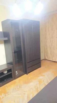 Продам 2 кв П. Поле, м. 23 Августа в кооперативном доме.