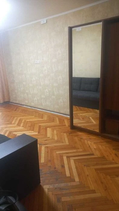 1 к квартира. Салтівка. ТРК Україна.
