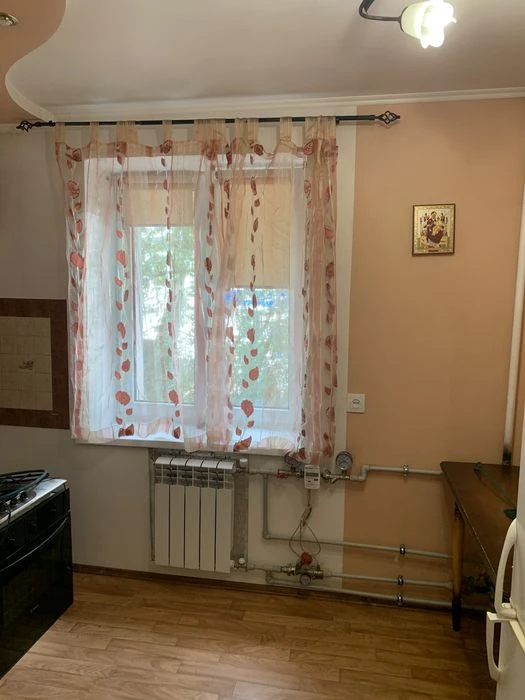 3 кімнатна квартира р-н Пивзавод)