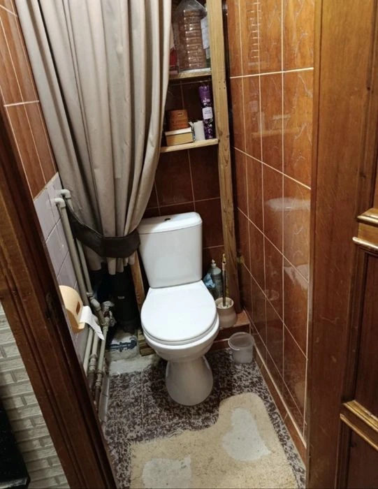 Квартира 4-х кімнатна,продаж,з меблями 9 мкр,6 поверх