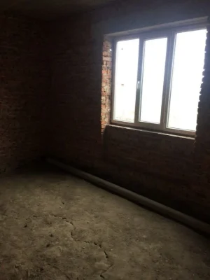 Будинок (незавершене будівництво) м. Луцьк, район Вишків