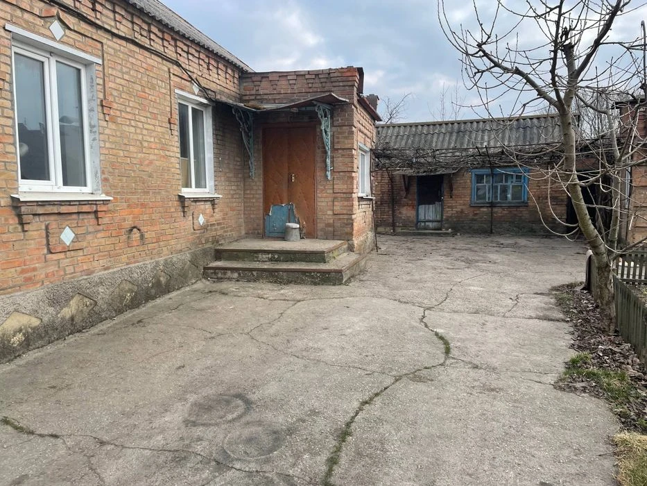 Продам частный дом р-н велика балка