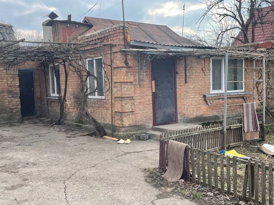 Продам частный дом р-н велика балка