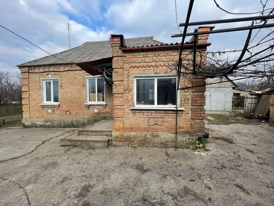 Продам частный дом р-н велика балка