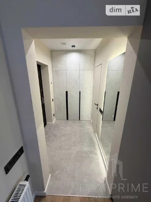 Продажа 1к квартиры 30 кв. м по ул. Михаила Максимовича 24 •