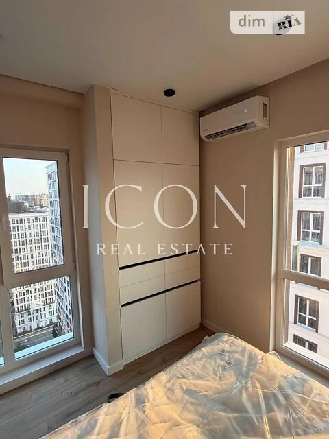 Продажа 1к квартиры 30 кв. м по ул. Михаила Максимовича 24 •