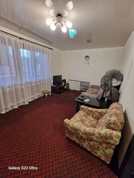 Продам квартиру  700$/м2краснополья (район 12 квартала ,крот