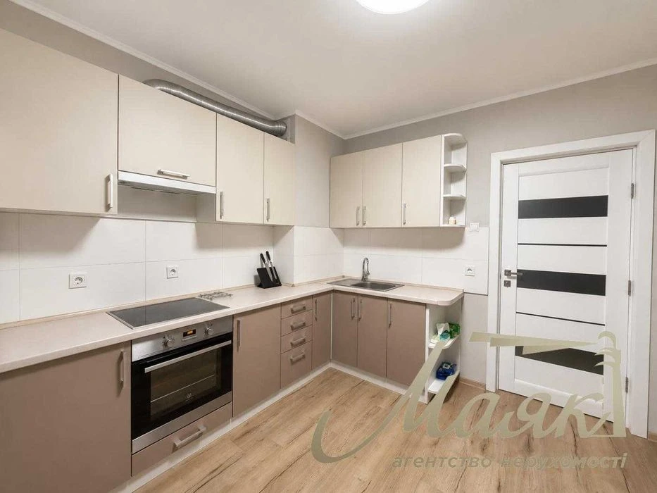 Продаж 1 квартири з ремонтом у ЖК The Lakes, Голосіївський р