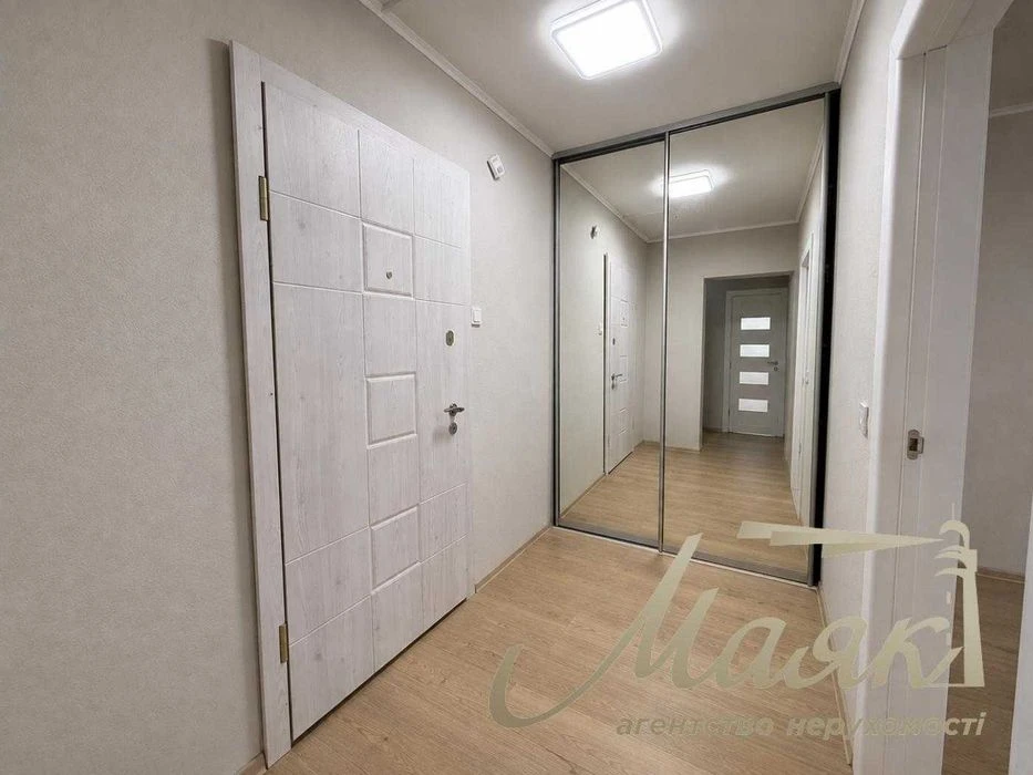 Продаж 1 квартири з ремонтом у ЖК The Lakes, Голосіївський р