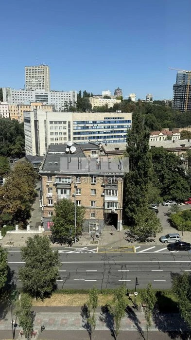 Продаж 4к квартира 113м2 ремонт бульвар Лесі Українки 8 Пече