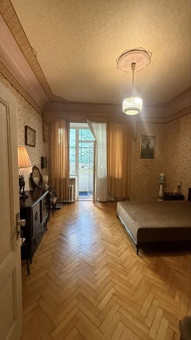 Продаж прекрасної квартири в історичному Центрі, Б. Хмельниц