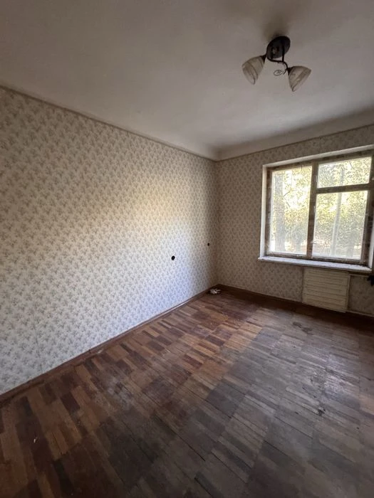 Продается 3 х комнатная квартира Осипенковский мкрн.