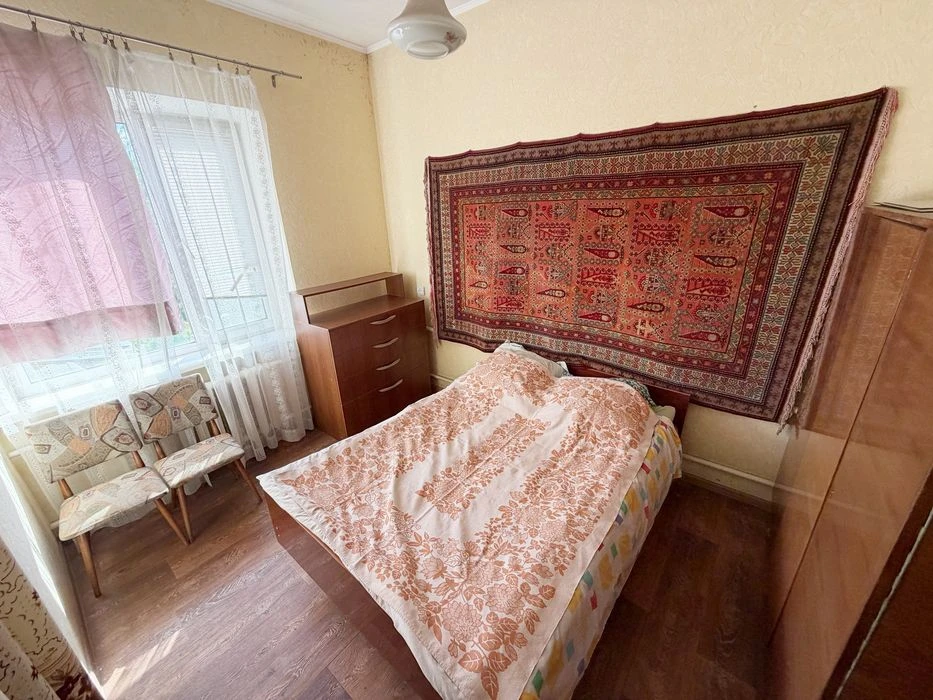 Продам дом АНД район 5 комнат,капитальный подвал,газ,14 сото