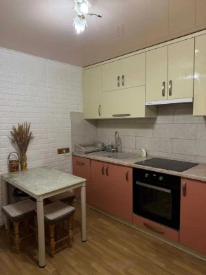 Продаж 2к квартири РЕМОНТ 4/5ц 31,2/21,2/10м² вул.Тракт Глин