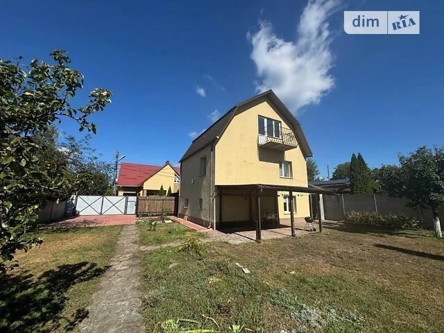 Продаж 2 поверхового будинку з ділянкою на 6 соток, 115 кв.