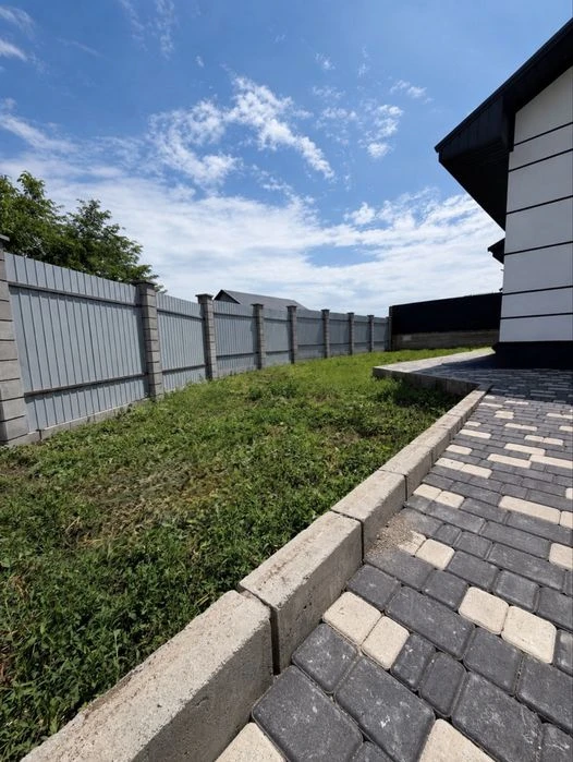 Продам новий стильний будинок мансардного типу 168 кв м в с.