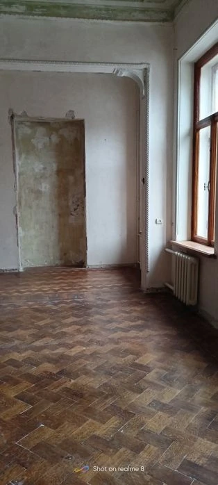 4-room apartment 136 m, Center. Darvina st. 31,