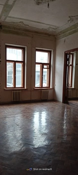 4-room apartment 136 m, Center. Darvina st. 31,