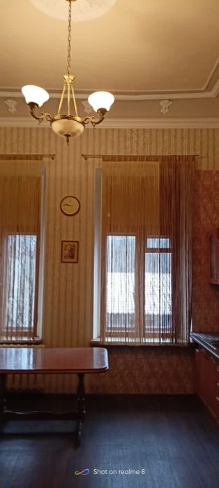 4-room apartment 136 m, Center. Darvina st. 31,