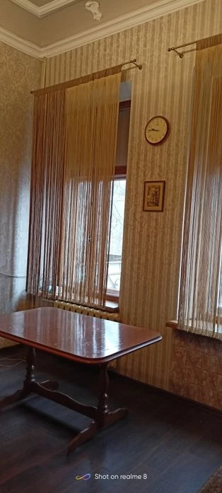 4-room apartment 136 m, Center. Darvina st. 31,