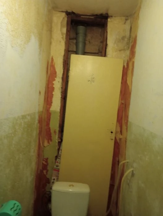 Продам трьох кім. АО, квартиру ,крошня,Покровська