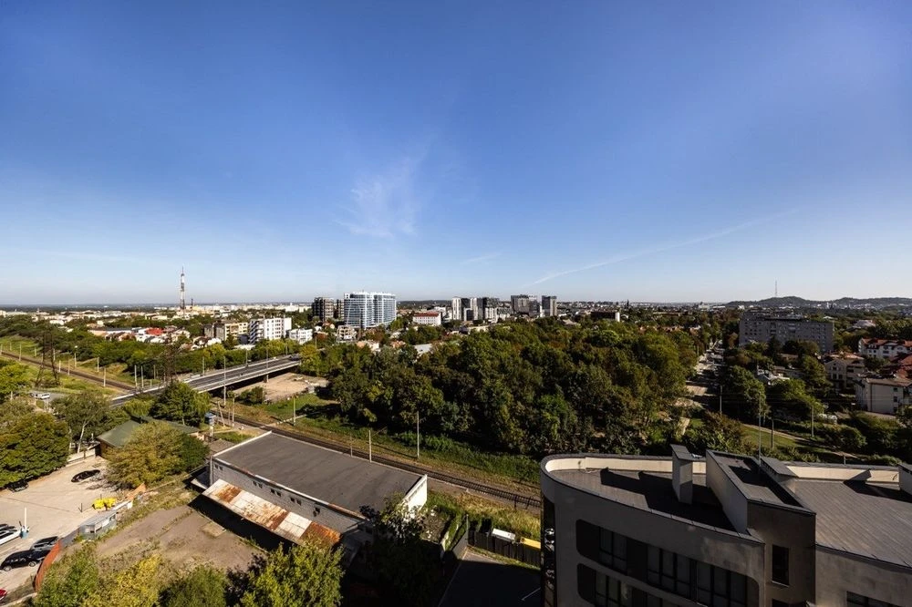 Продаж 4 кімн.квартири з чудовим краєвидом в ЖК  Парус City