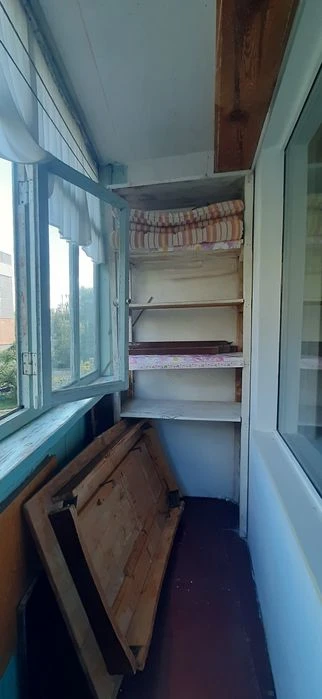 Продаж двокімнатної квартири ( Чорновола)