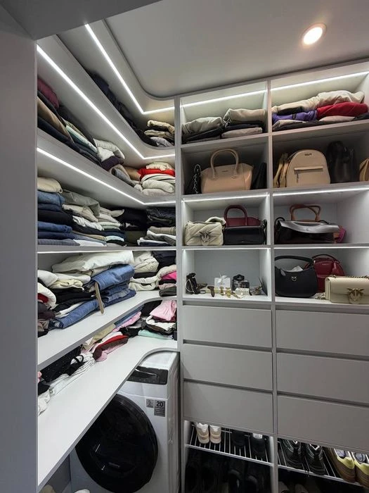 Продаж 2 кімнатної квартири в центрі Чернігова