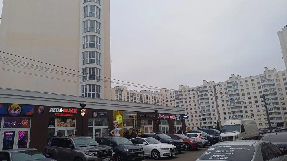 Продаж однокімнатної квартири, Масани, Незалежності,21, пере