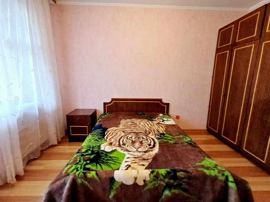 Продаж 3 кімн квартири по Пр Перемоги. Центр. Меблі. Сертифі