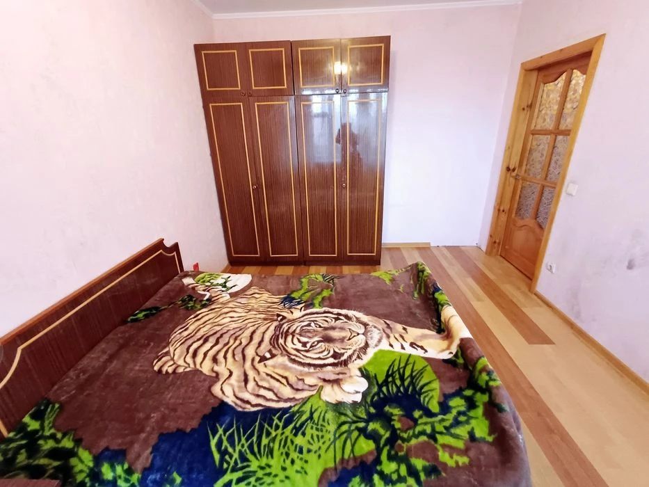 Продаж 3 кімн квартири по Пр Перемоги. Центр. Меблі. Сертифі