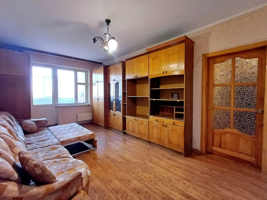 Продаж 3 кімн квартири по Пр Перемоги. Центр. Меблі. Сертифі