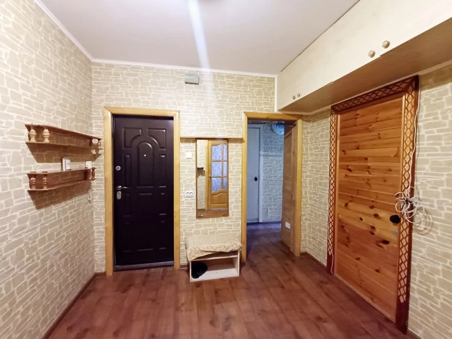 Продаж 3 кімн квартири по Пр Перемоги. Центр. Меблі. Сертифі