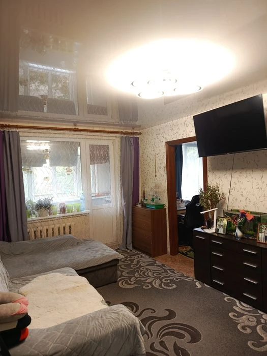 Продаж 3 кімн. кв.2 поверх  Ремзавод
