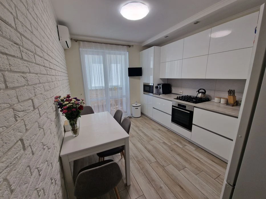 Продажа 2ой квартиры в ЖК Набережный квартал