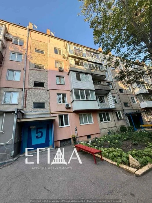 Продаж 2-кімнатної квартири Волкова