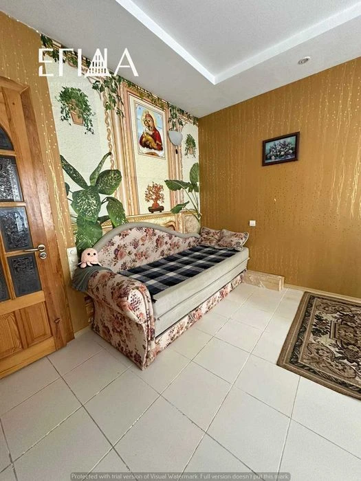 Продаж 4-кімнатноі квартири в центрі міста, площа 112 кВ. З