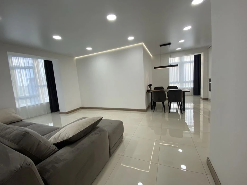 Елітна квартира 75 м² з ремонтом та технікою в ЖК Ковалівськ
