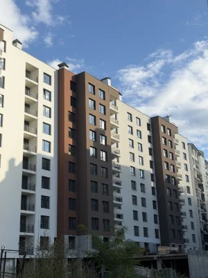 Продаж квартири новобудова будинок на єтапі здачі Щербанюка