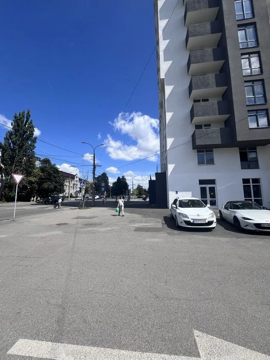 Продаж паркінгу в новобудові ЖК Парадайз