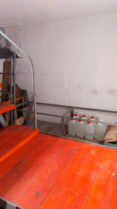 A large garage is for sale in Zaporizhia.