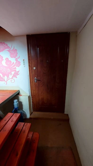 A large garage is for sale in Zaporizhia.