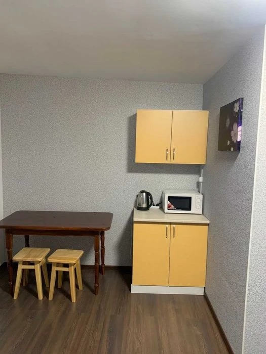 Rent a large house. Vinnytsia. 10 rooms. 20 sleeping places