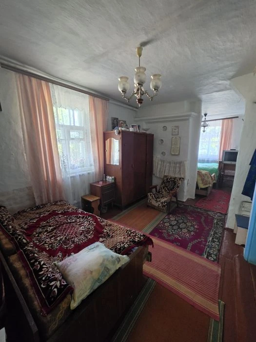 будинок в селі Слобідка 63.5 м кв. 71 сотка землі Вінницької