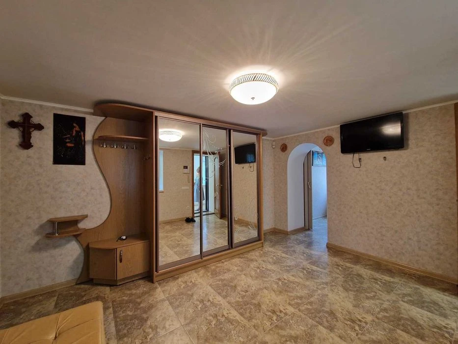 House for sale in the Pirogovo microdistrict