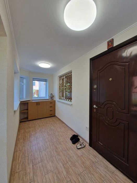 House for sale in the Pirogovo microdistrict