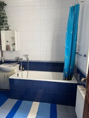 Продається двухповерховий будинокпо провулку Капітульний
