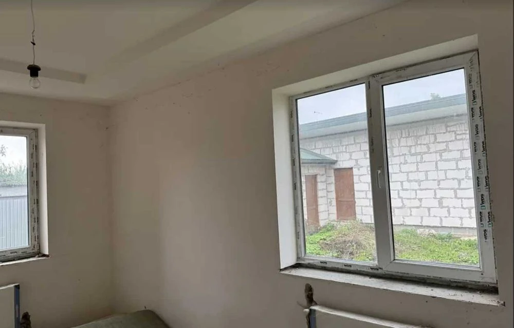 Продаж двоповерхового будинку(223кв.м.) з земельною ділянкою